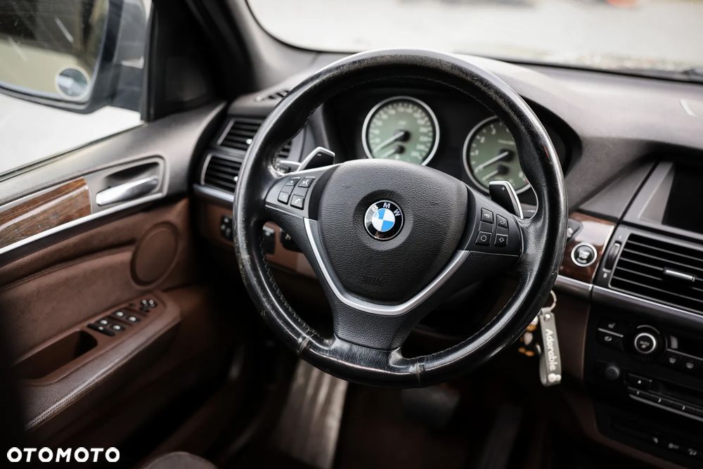 BMW X5 3.5i xDrive - 23