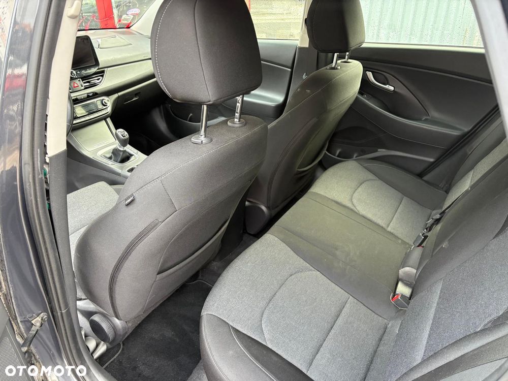 Hyundai i30 1.0 T-GDI 48V-Hybrid Intro - 11