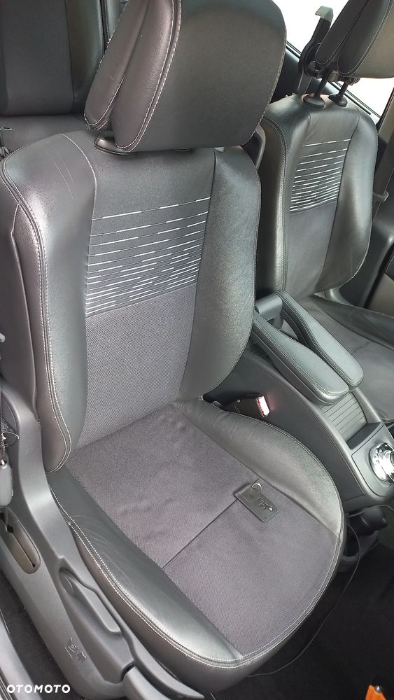 Renault Scenic 1.6 16V Authentique Euro5 - 29