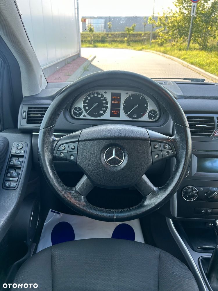 Mercedes-Benz Klasa B 180 CDI - 12