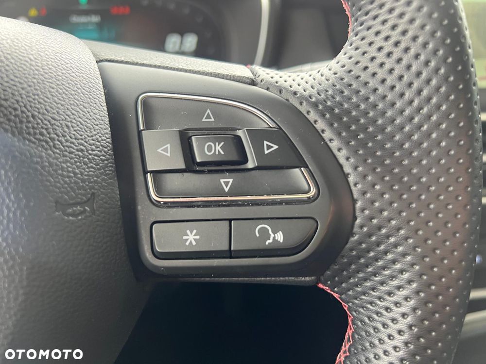 MG HS 1.5 T-GDI Excite DCT - 30