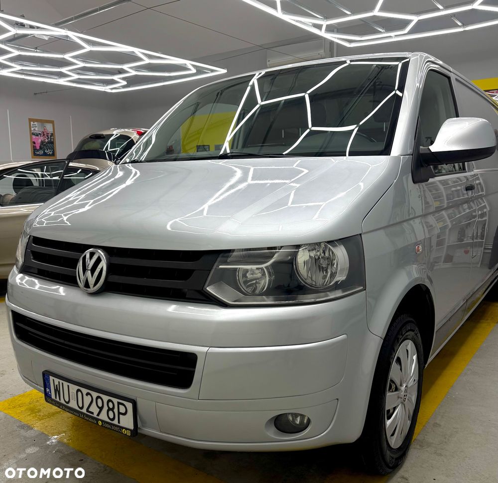 Volkswagen Transporter - 2