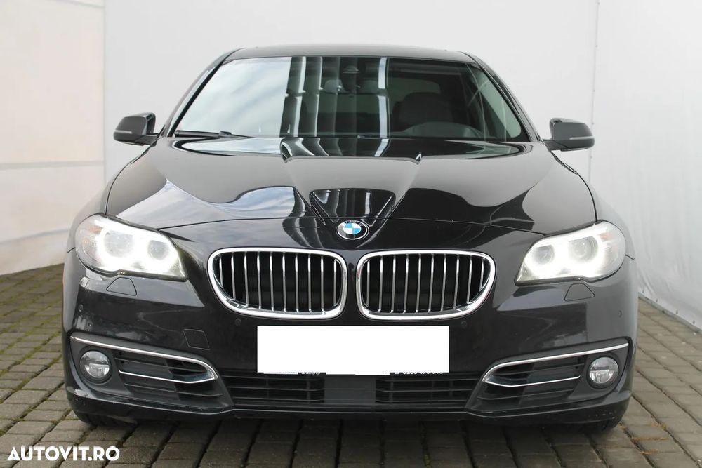 BMW Seria 5 530d xDrive Aut. Luxury Line - 13