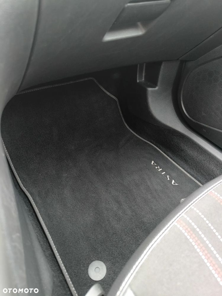 Opel Astra 1.4 Turbo Cosmo - 20