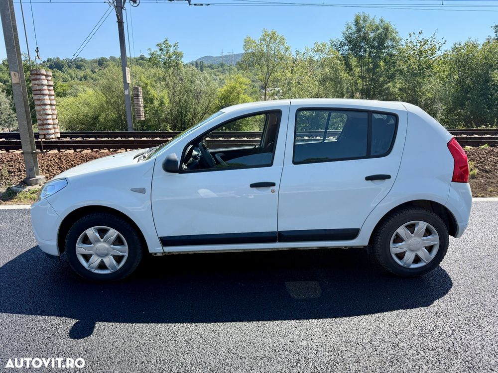 Dacia Sandero 1.2 - 11