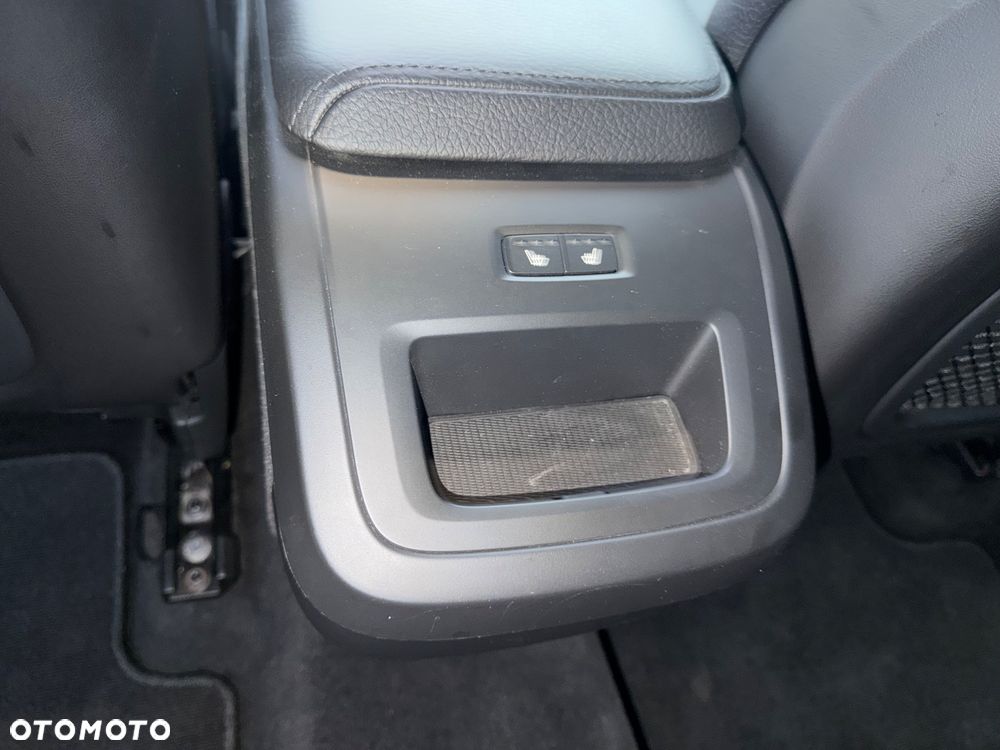 Volvo XC 60 - 13