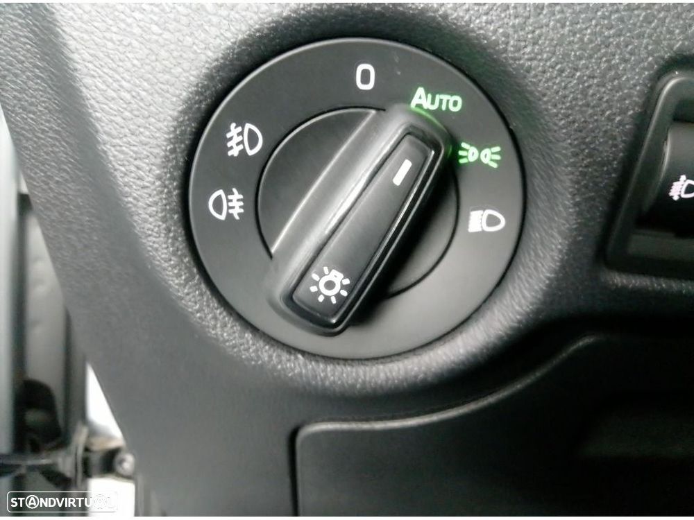 Skoda Kamiq 1.0 TSI Selection DSG - 10
