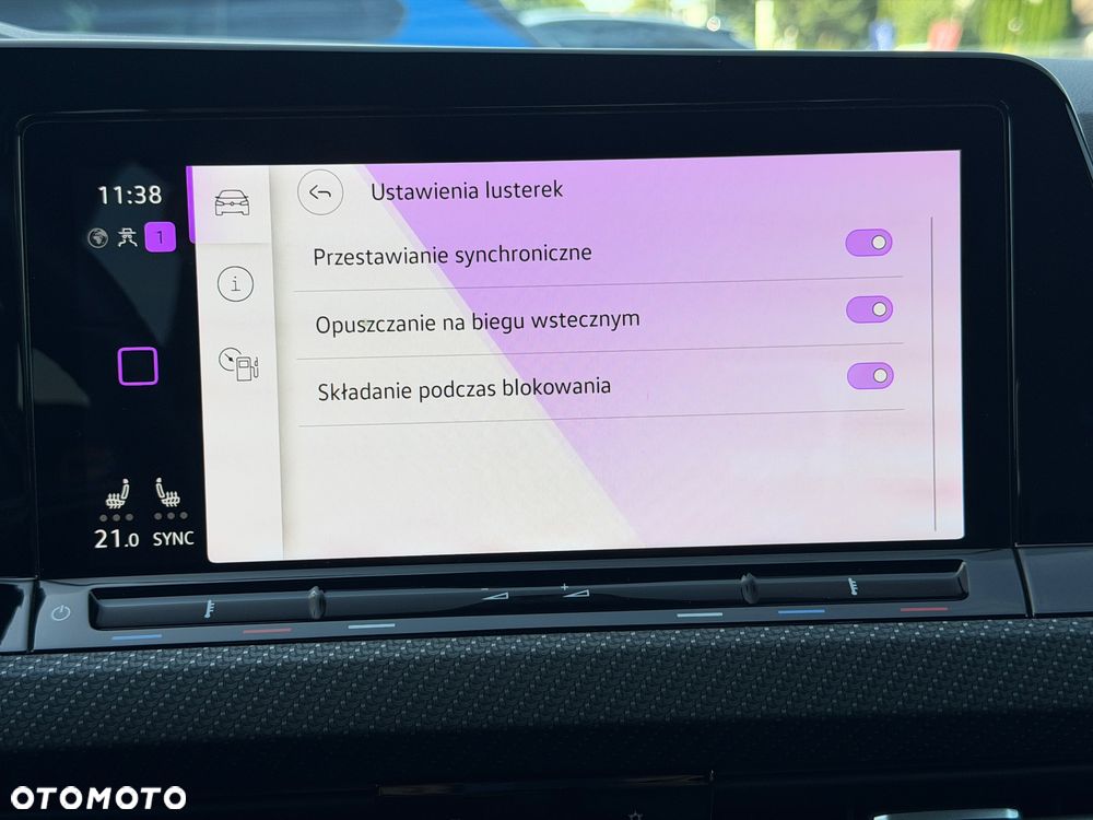 Volkswagen Golf - 25