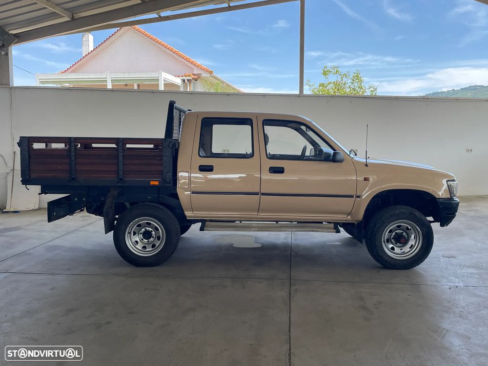 Toyota HILUX 2.4 D 4x4 C/DUPLA - 6
