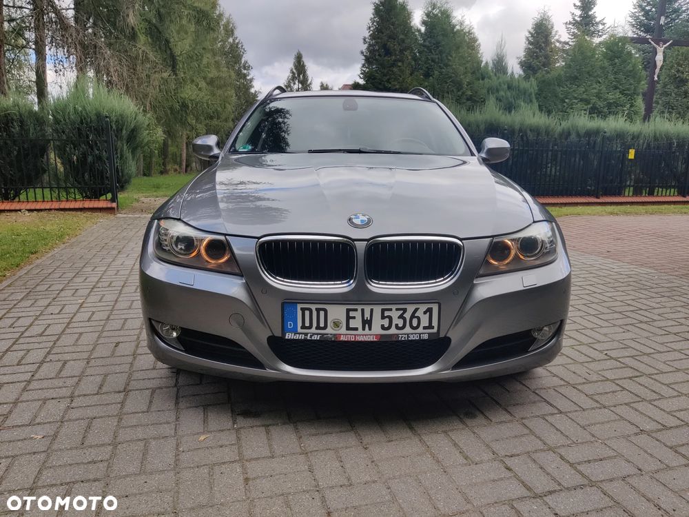 BMW Seria 3 318i Touring Edition Exclusive - 3