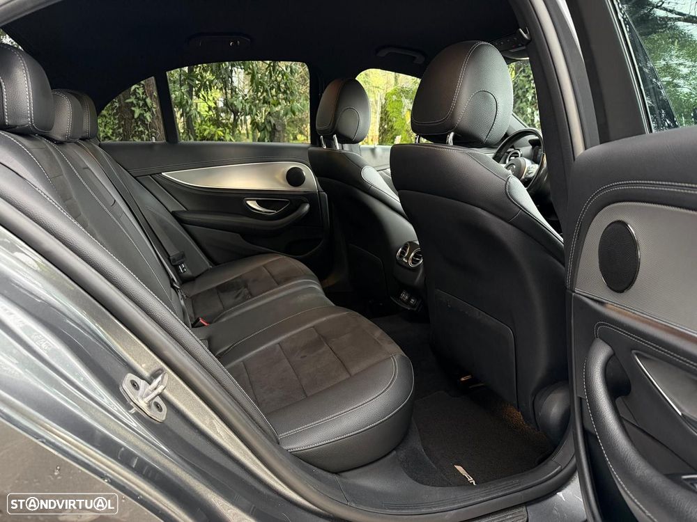 Mercedes-Benz E 300 de AMG Line - 28