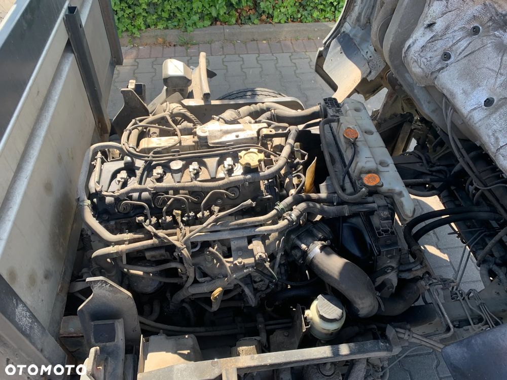 Nissan CABSTAR NT400 - 25