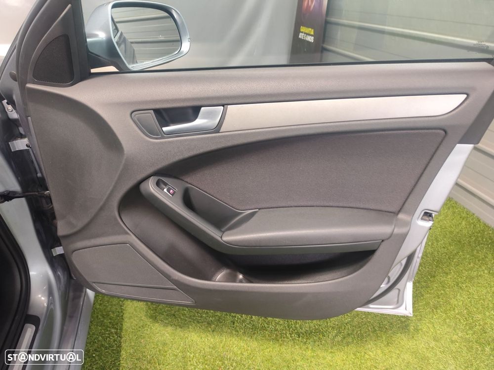 Audi A4 Avant 2.0 TDI multitronic Advance - 31