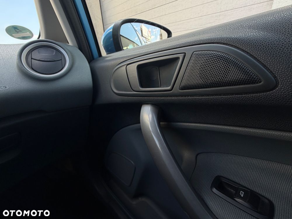 Ford Fiesta 1.25 Trend - 34
