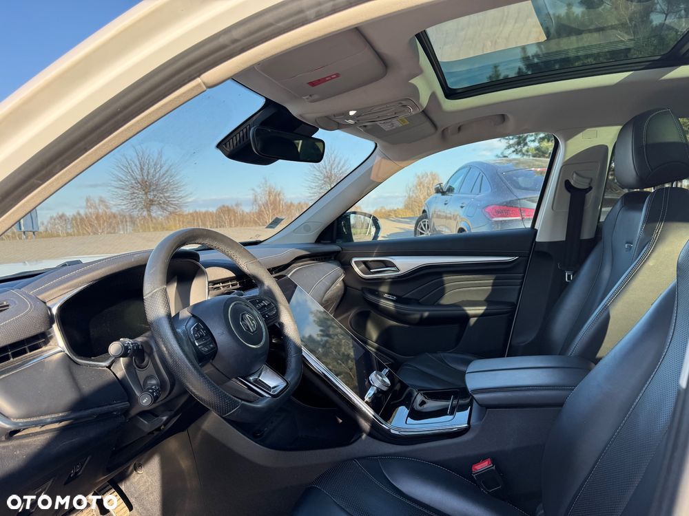 MG Marvel R Luxury - 6