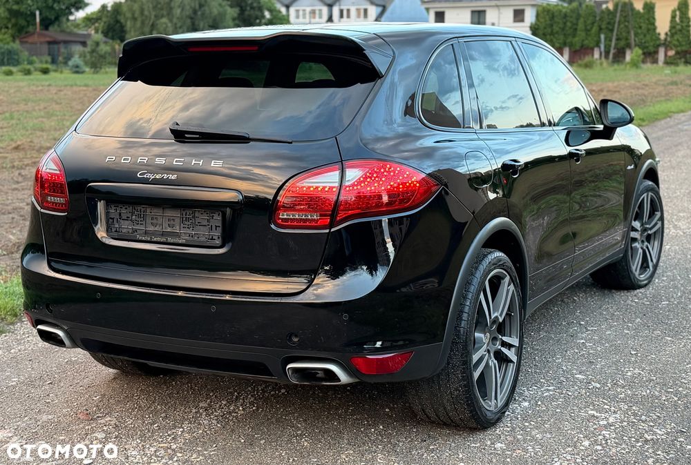 Porsche Cayenne Diesel Platinum Edition - 18