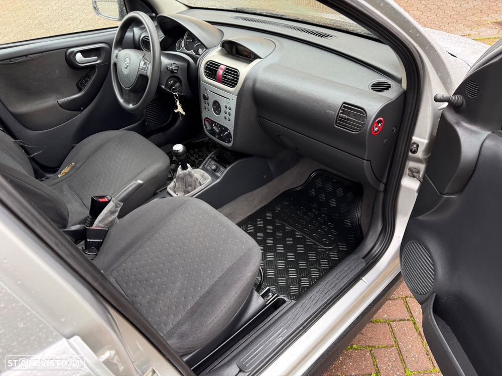Opel Corsa 1.2 16V Confort - 9