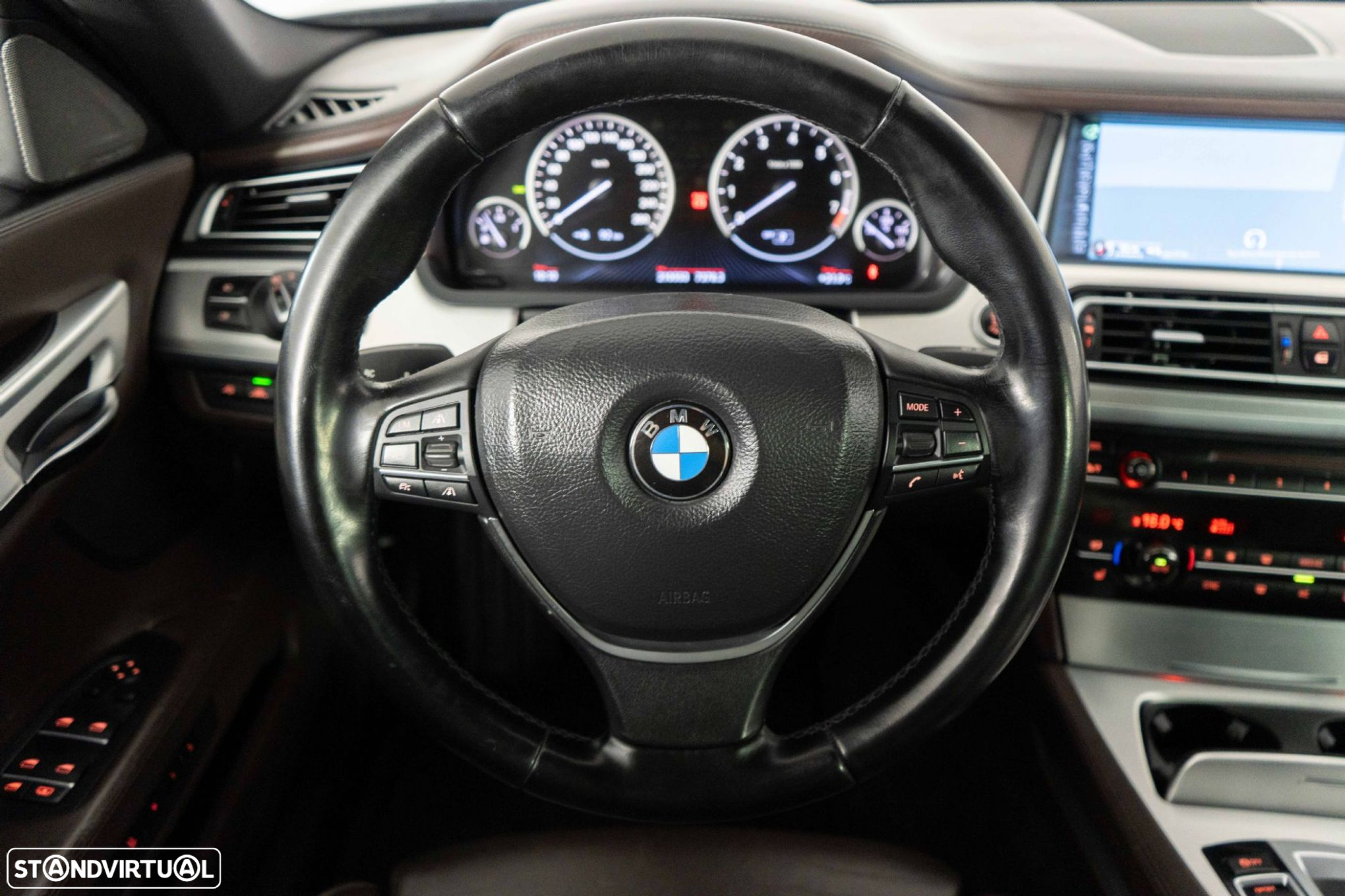 BMW 740 iH Active Hybrid - 24