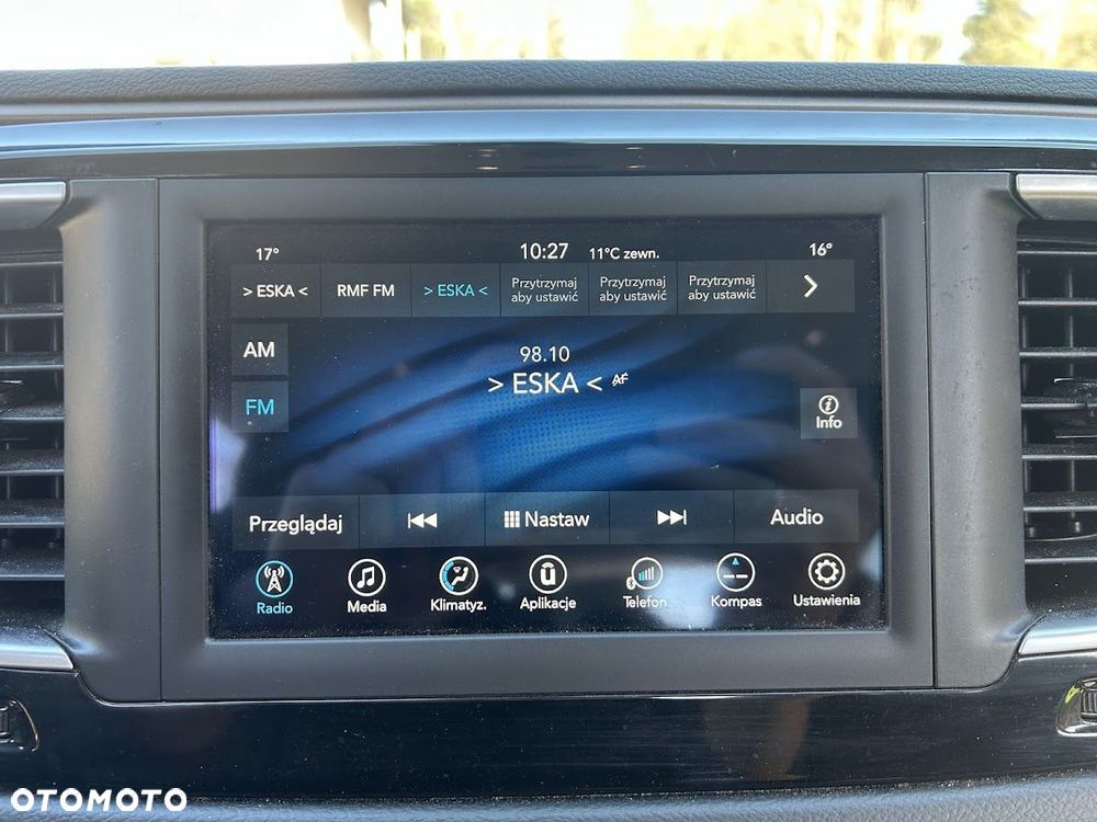 Chrysler Pacifica - 14