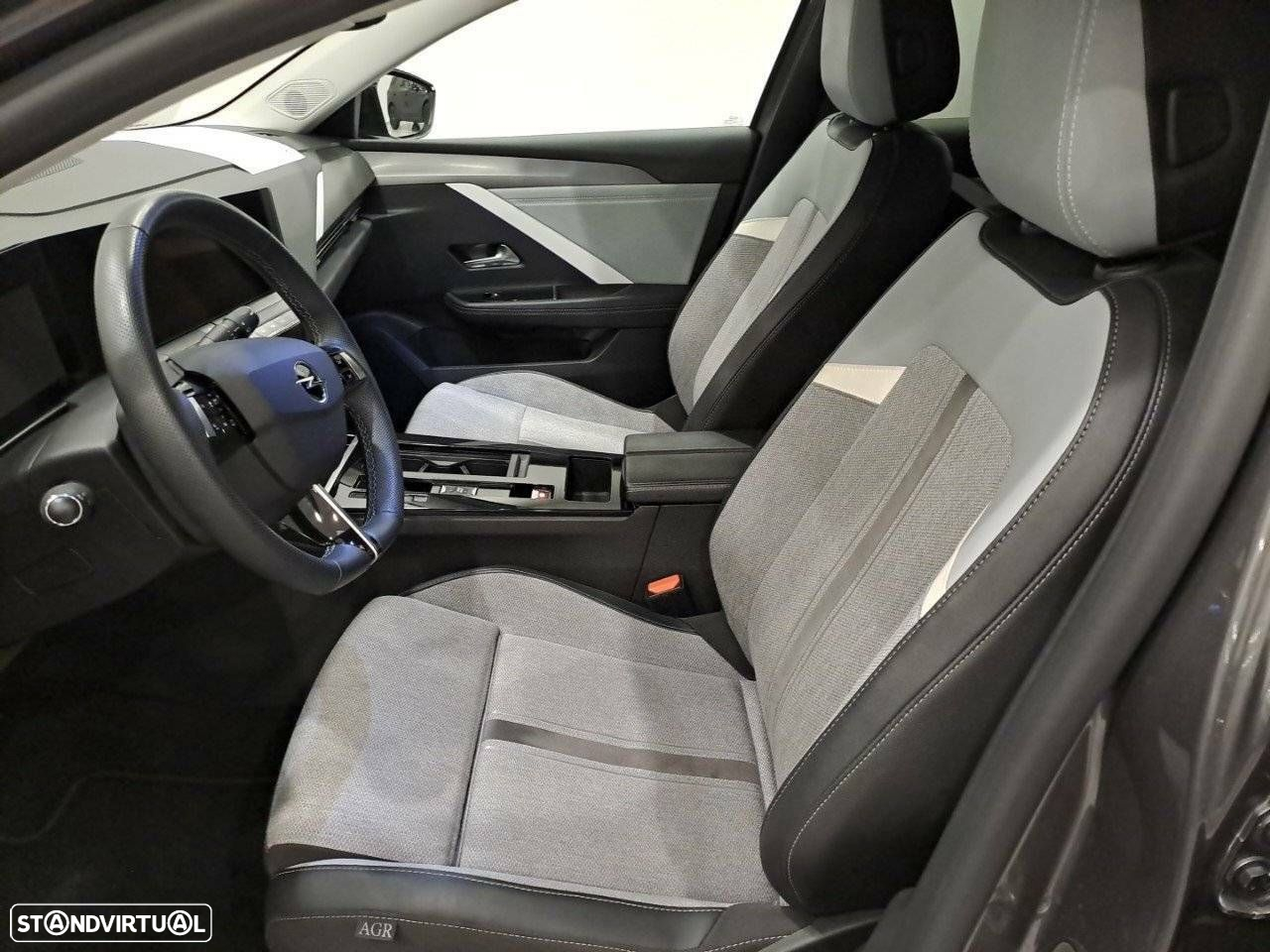 Opel Astra 1.5 D Elegance Aut. - 9