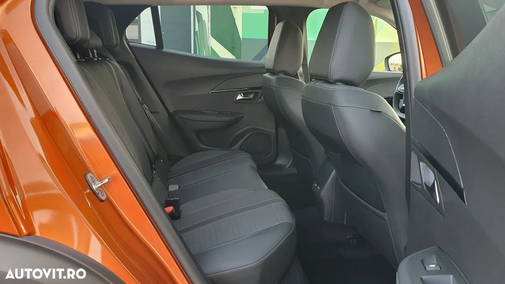 Peugeot 2008 1.2 PureTech EAT8 STT GT - 8