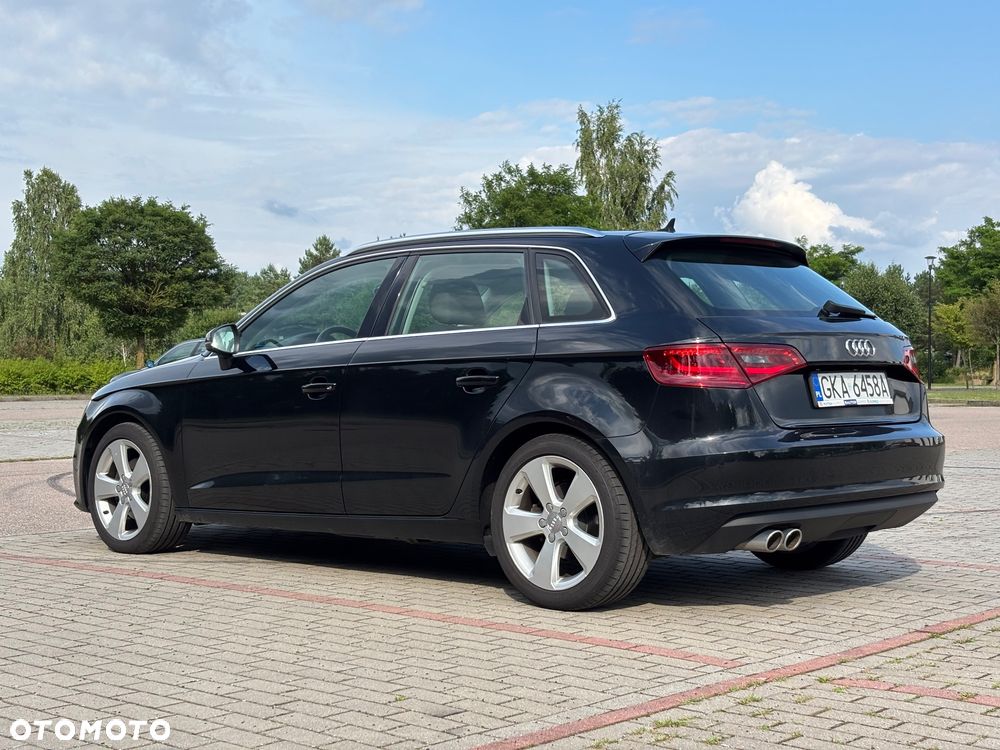 Audi A3 Sportback 2.0 TDI S tronic - 4