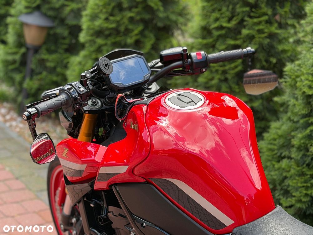 Kawasaki Z 900 - 15
