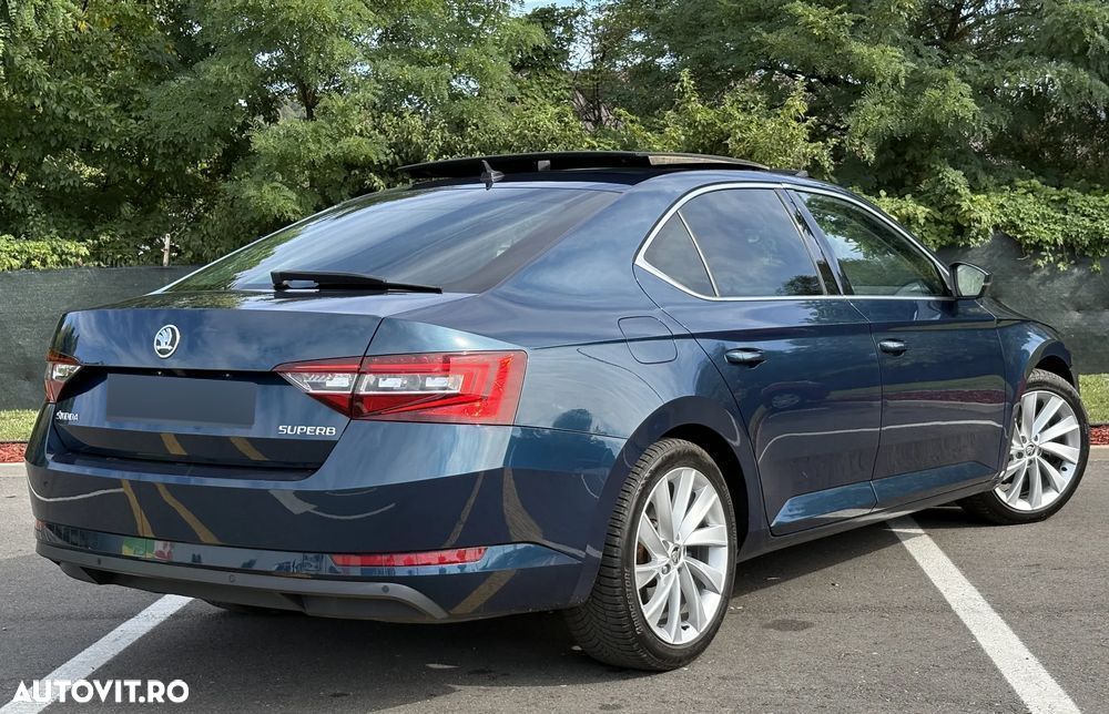 Skoda Superb 2.0 TDI DSG Style - 2