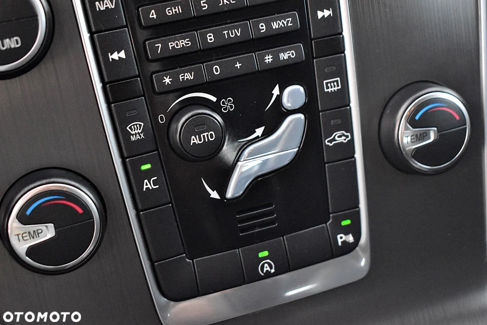 Volvo V60 D3 Geartronic Momentum - 22