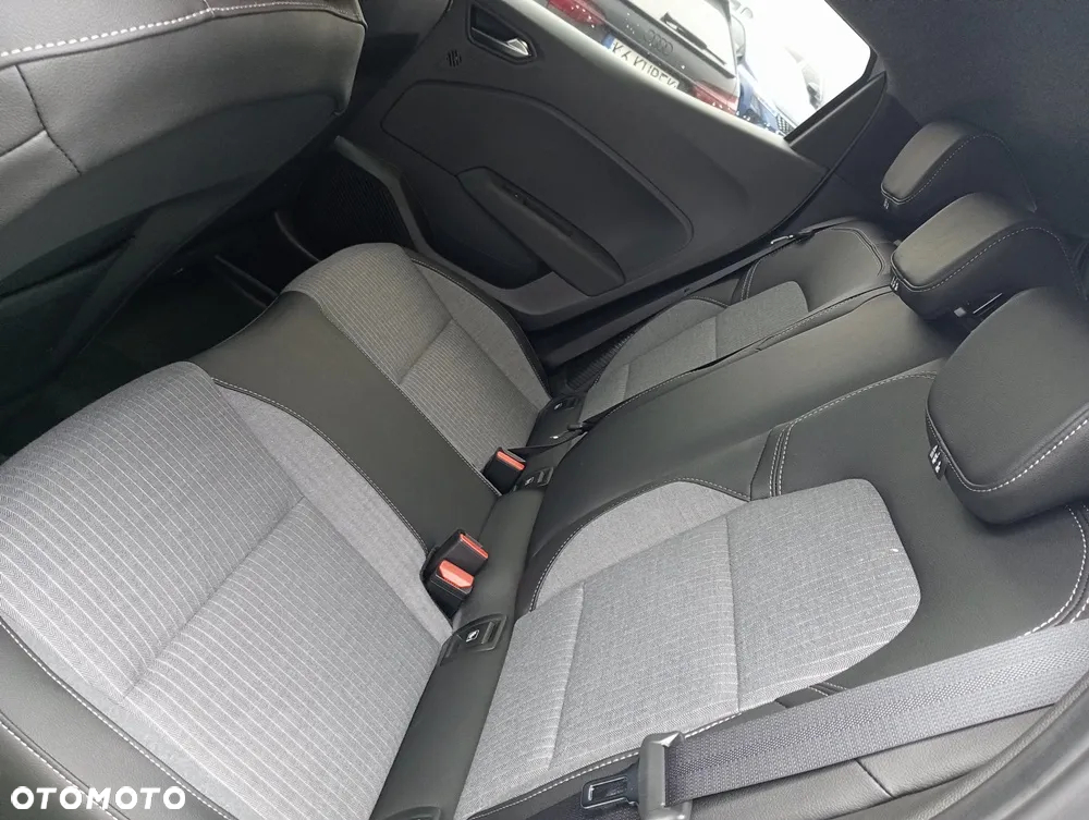 Renault Clio - 14