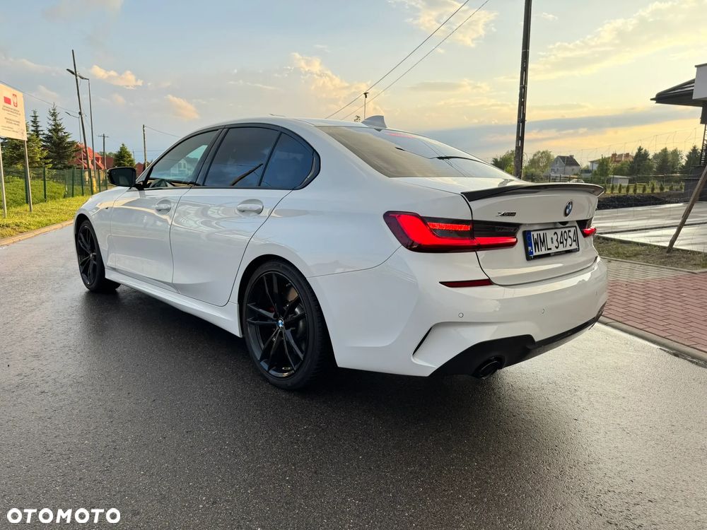 BMW Seria 3 330i xDrive M Sport sport - 18
