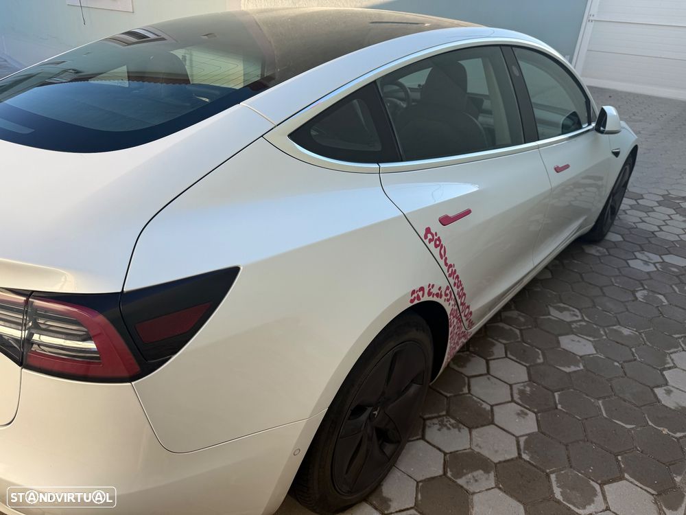 Tesla Model 3 Long-Range Dual Motor AWD - 4
