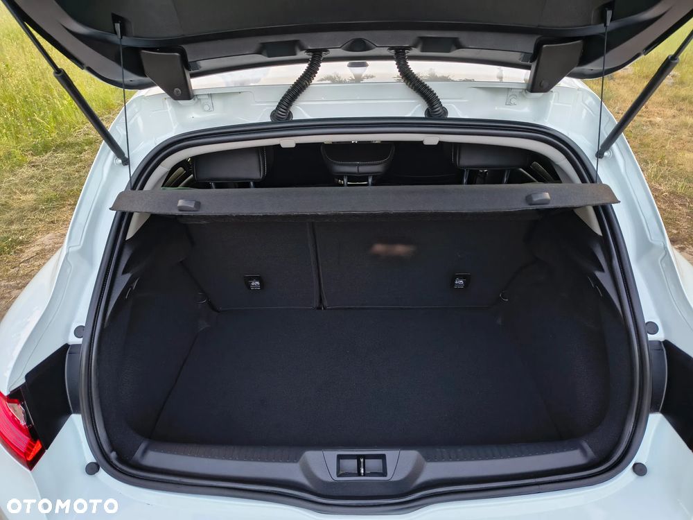 Renault Megane ENERGY dCi 130 BOSE EDITION - 19