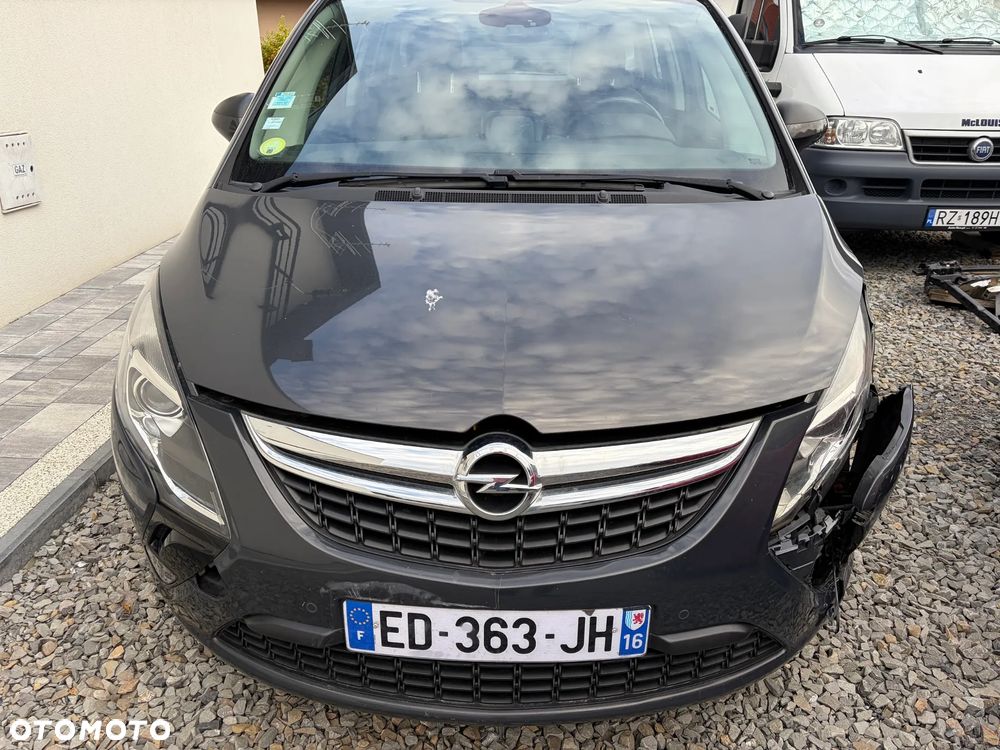 Opel Zafira 2016 photo 2