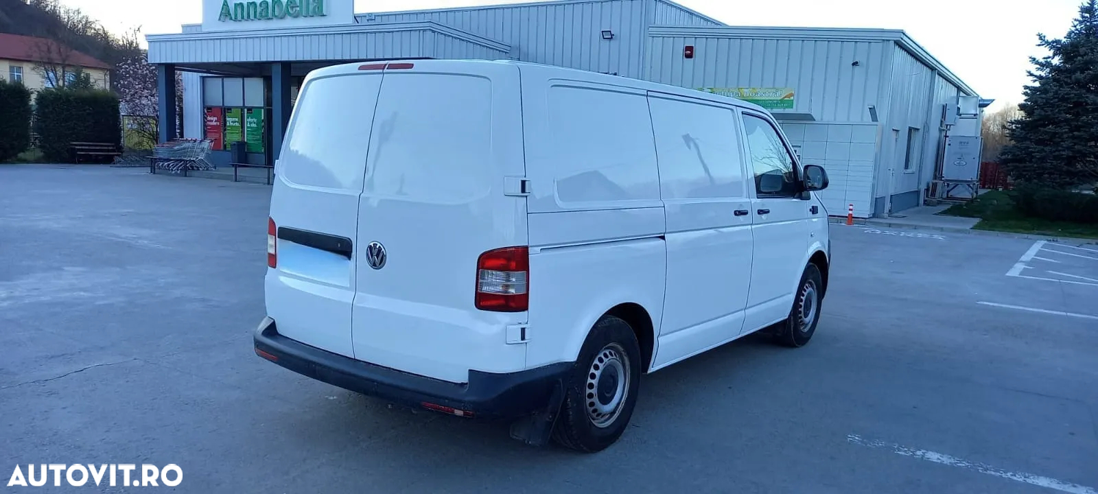 Volkswagen Transporter - 3