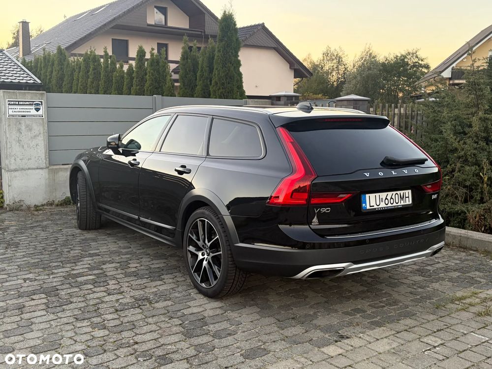 Volvo V90 Cross Country T6 AWD Geartronic - 10