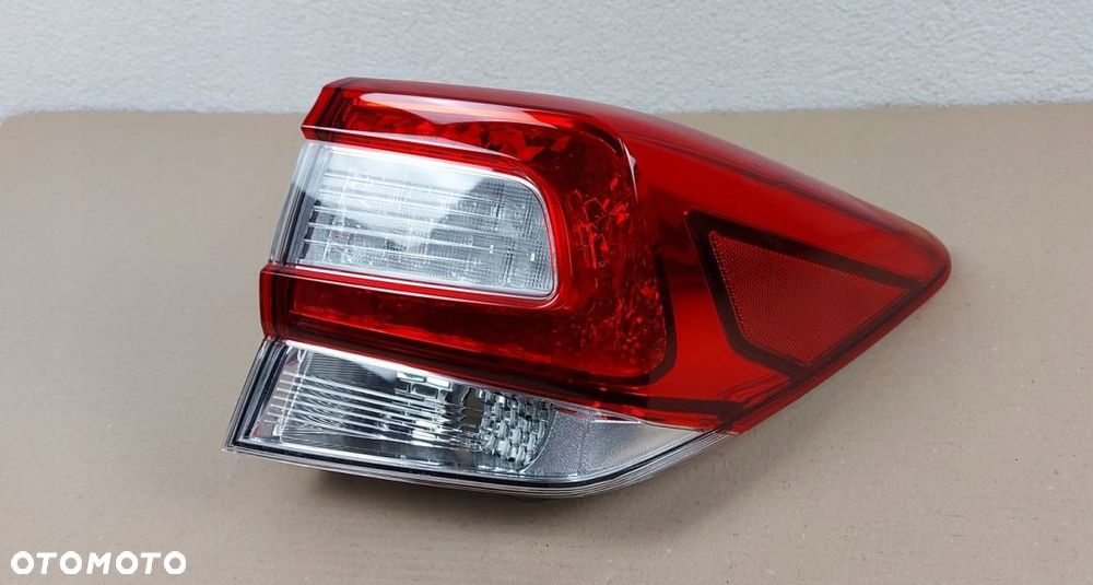 Lampa tylna prawa Subaru XV 84201-FL041 Oryginał - 7