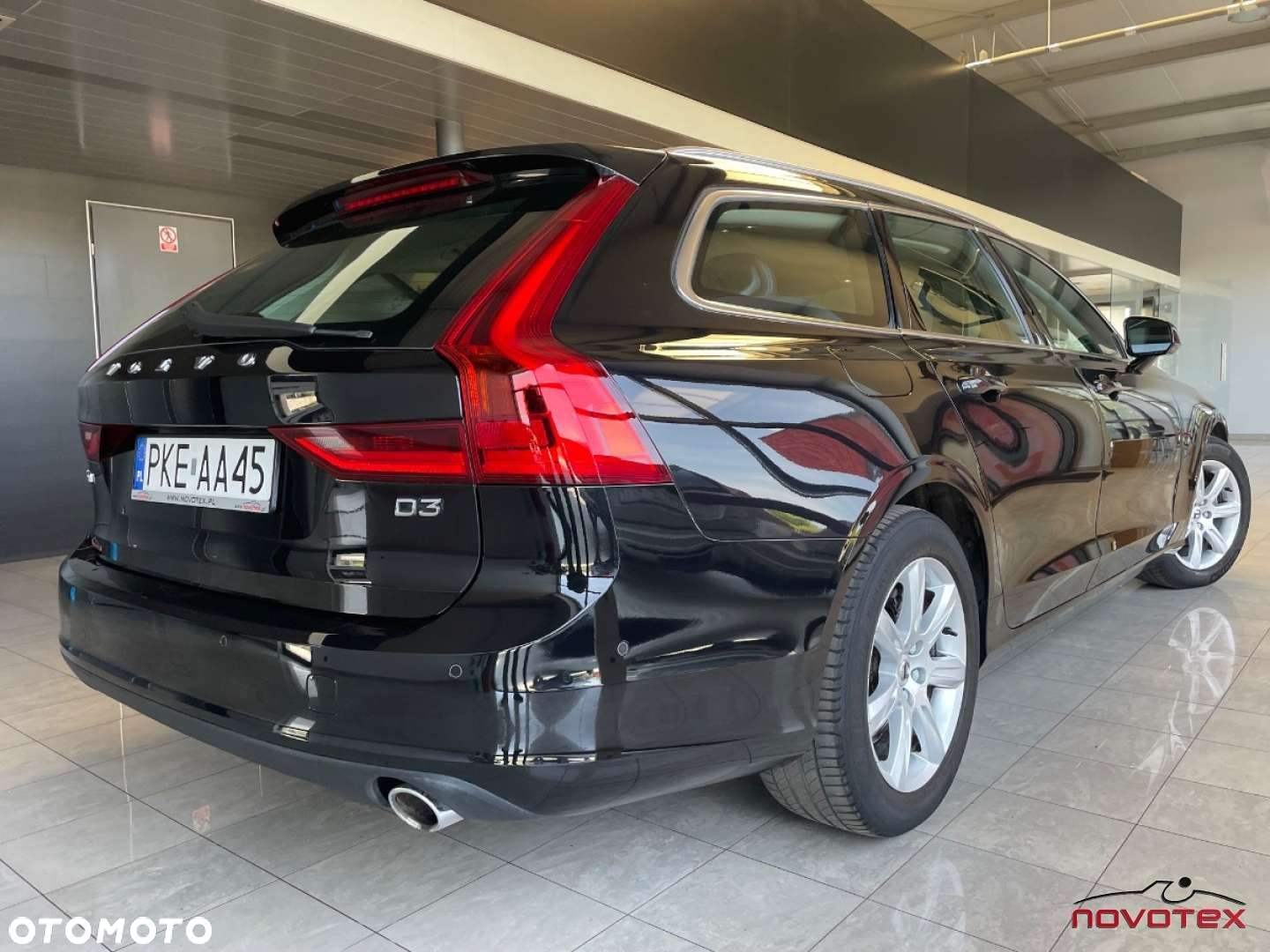 Volvo V90 D3 Momentum - 3