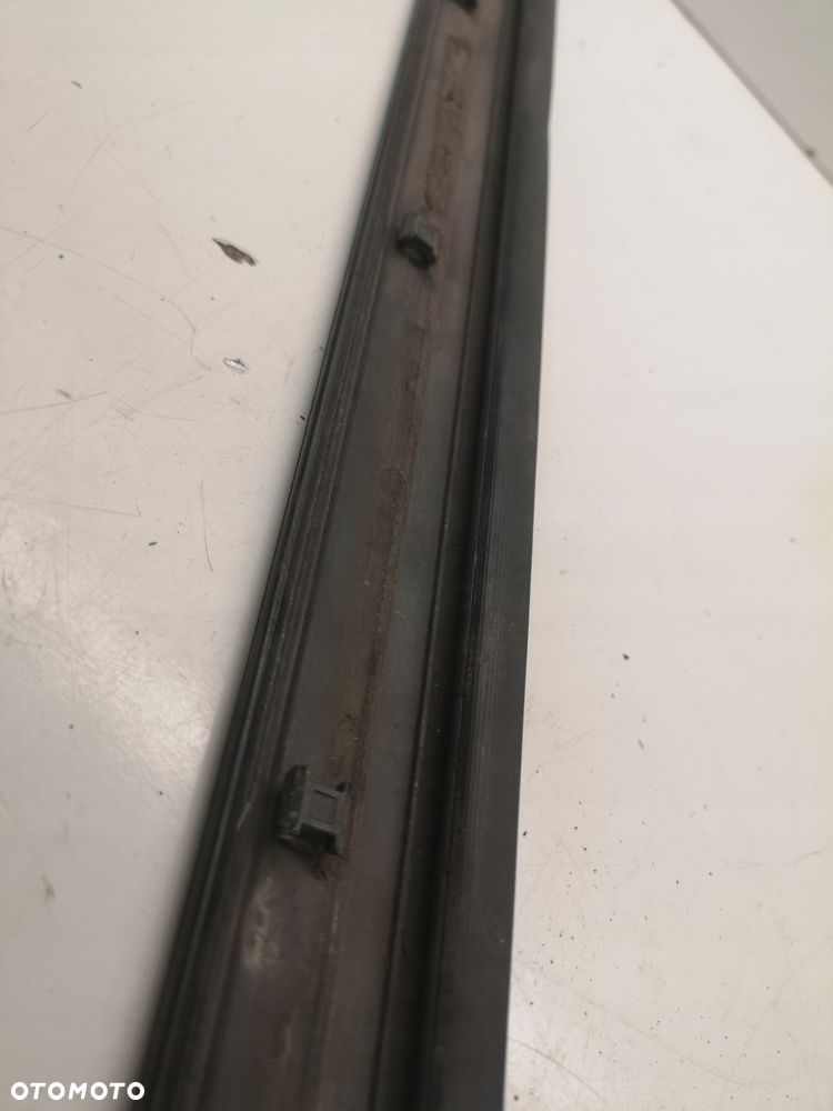 LISTWA DRZWI LEWY TYŁ AUDI A3 8P LIFT 5D LZ9Y - 4