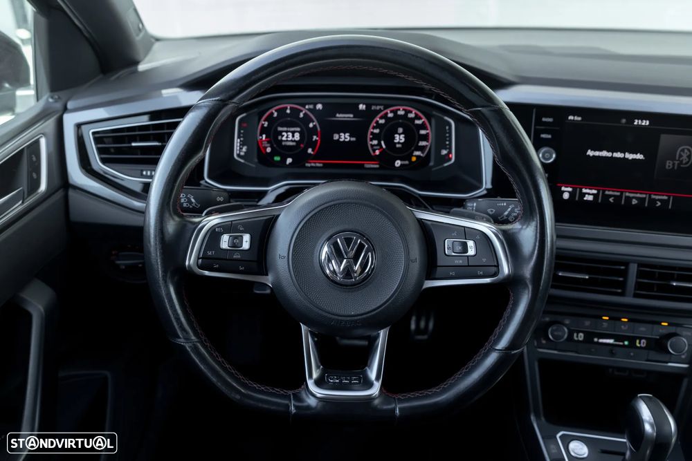 VW Polo 2.0 TSI DSG GTI - 23