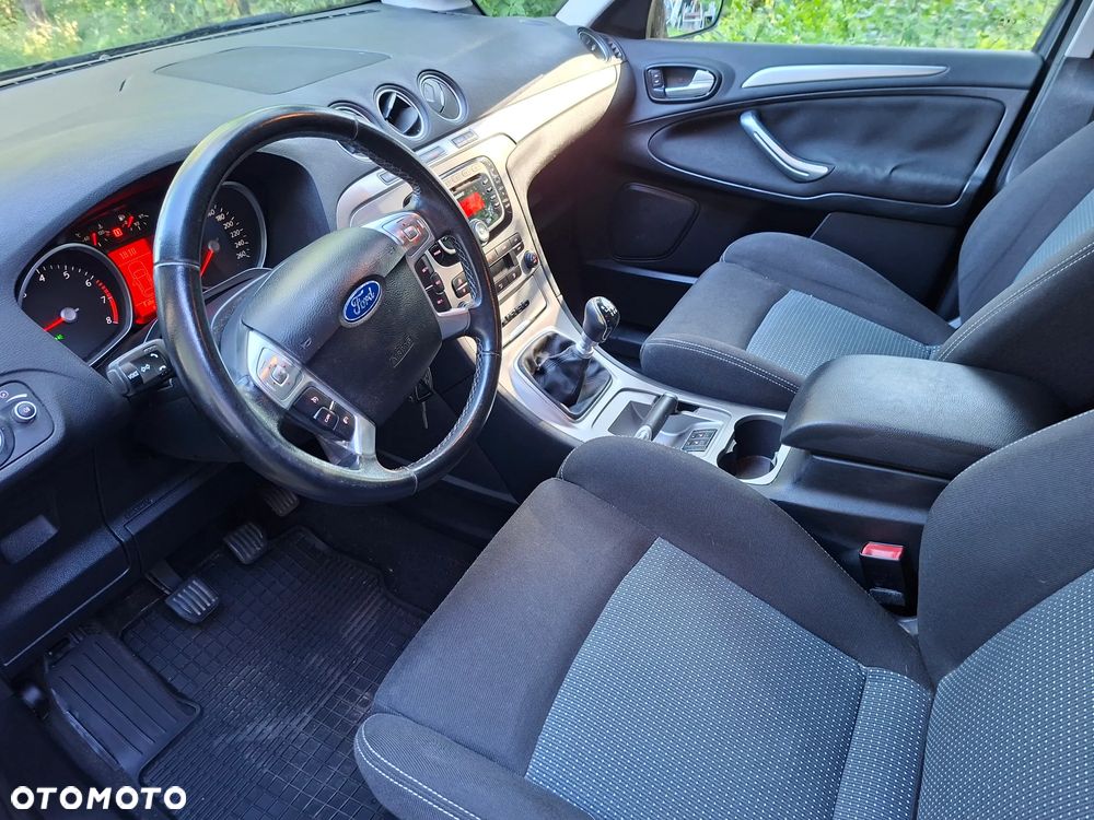 Ford S-Max - 5