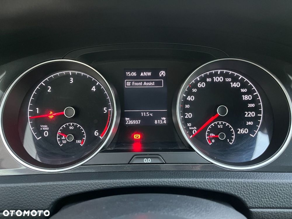 Volkswagen Golf 2.0 TDI Style - 13