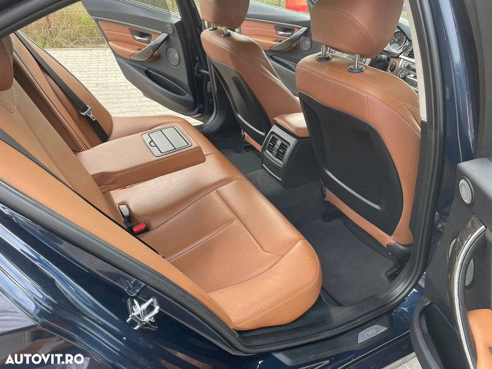 BMW Seria 3 328i Sport-Aut. Luxury Line - 11