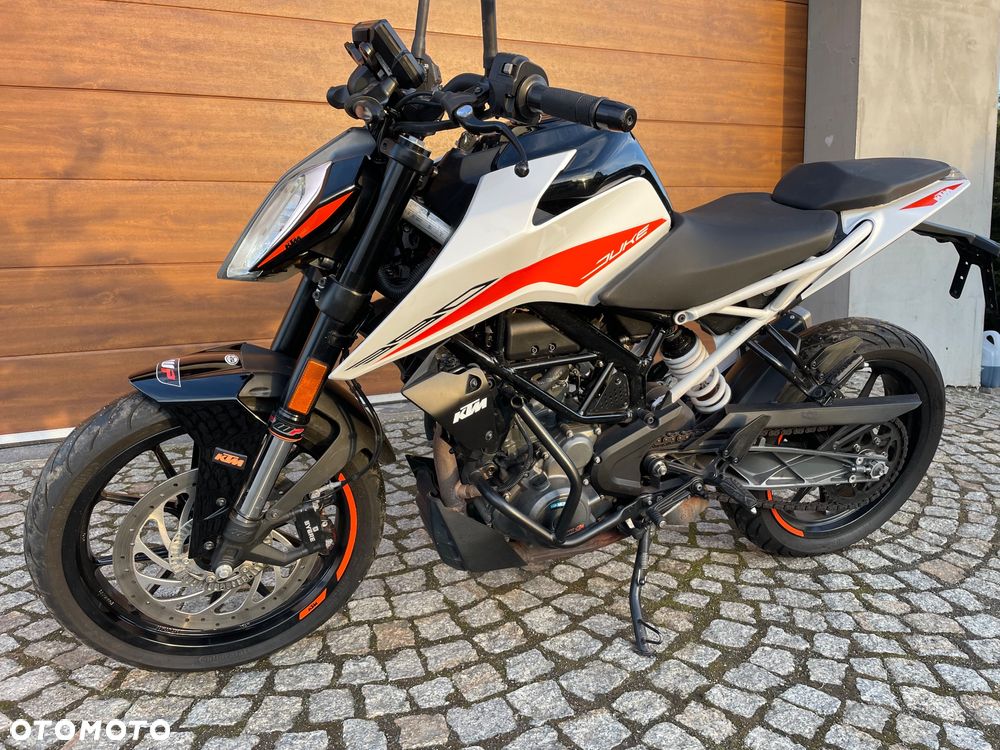 KTM Super Duke - 17