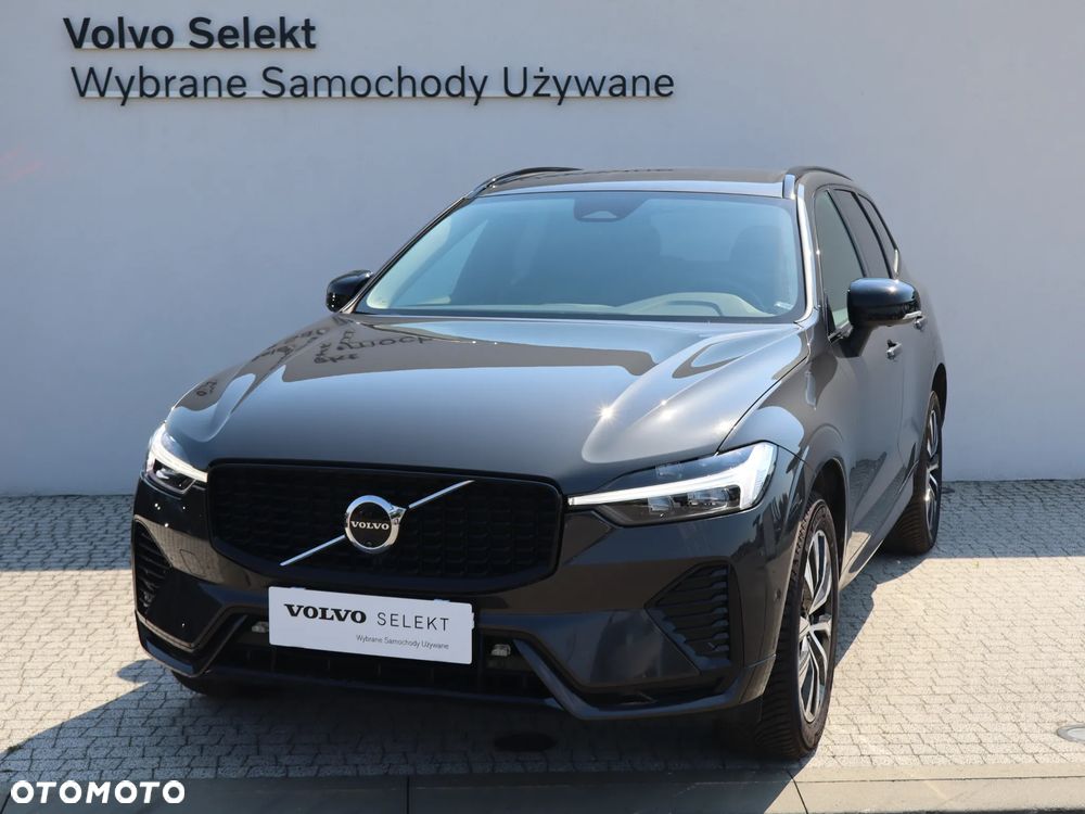 Volvo XC 60 B5 B AWD Plus Dark - 2