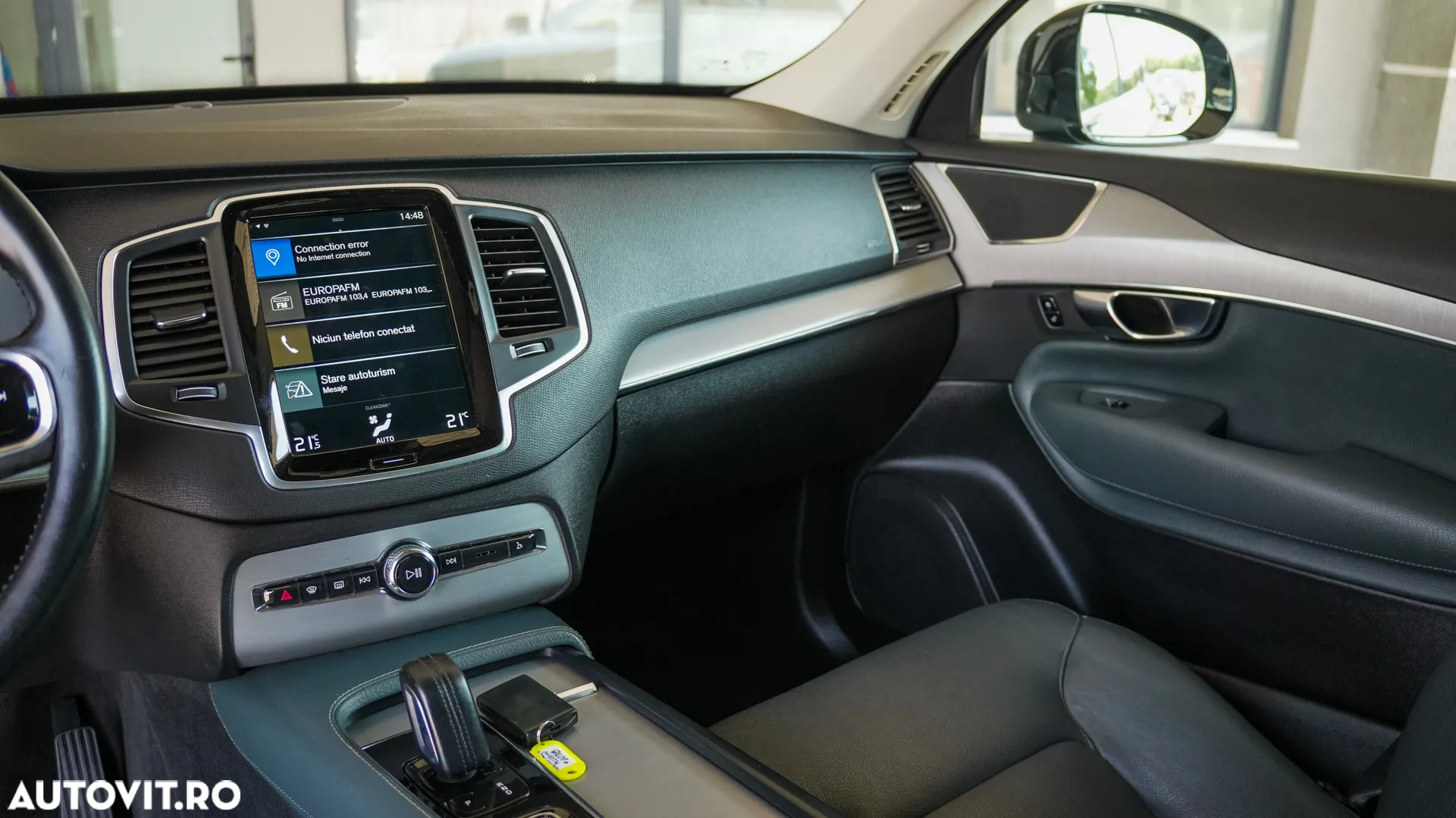 Volvo XC 90 T8 AWD Twin Engine Geartronic Momentum - 9