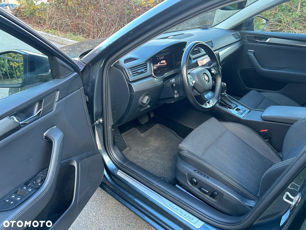 Skoda Superb 1.4 TSI Plug-In Hybrid Style DSG - 11