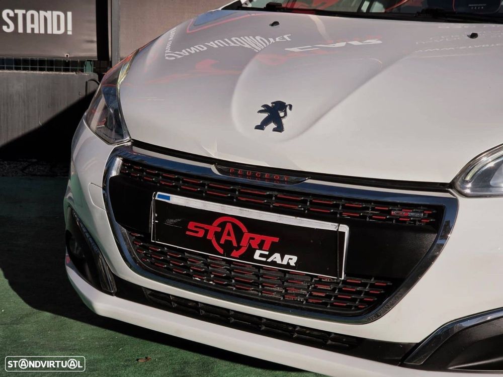 Peugeot 208 1.6 BlueHDi GT Line - 32