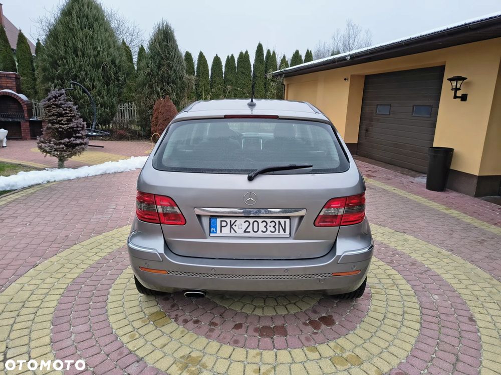 Mercedes-Benz Klasa A 180 CDI Special Edition - 26