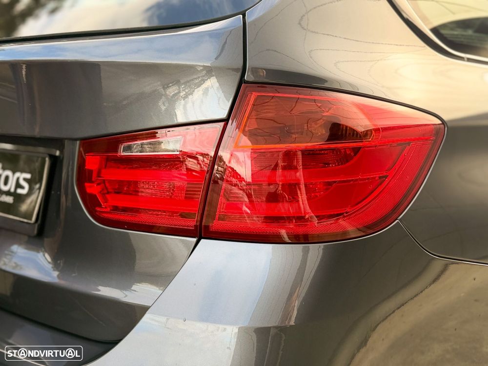 BMW 320 d Touring Auto Pack M - 36